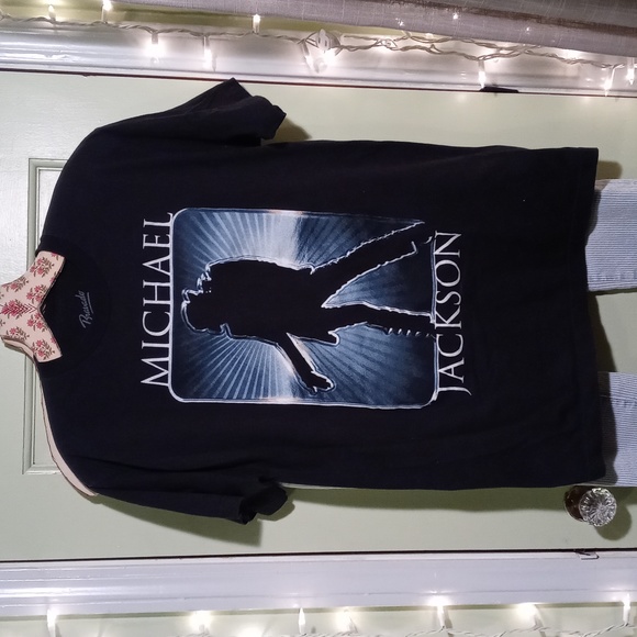 Michael Jackson Other - Men's Michael Jackson silhouette black T-shirt 👕 Medium